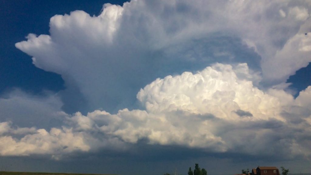 Cumulonimbus clouds and potential lightning